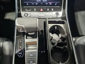 Q8 55 TFSI Q. S Line Black Pano Matrix HuD 22''