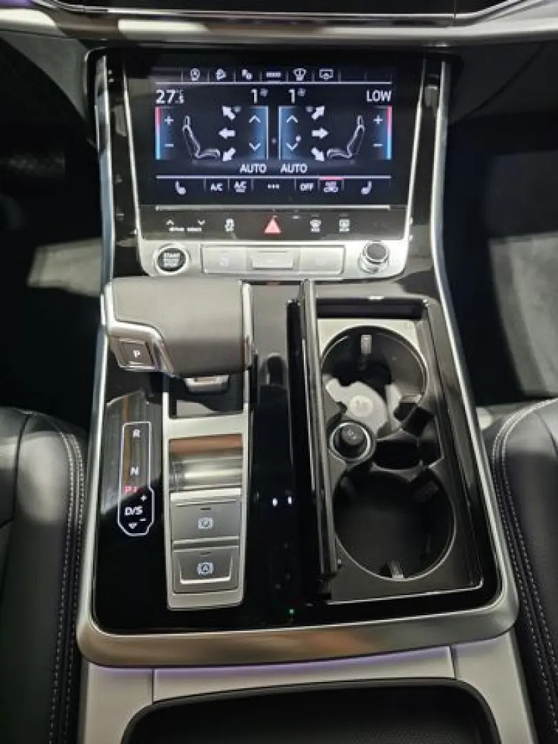 Q8 55 TFSI Q. S Line Black Pano Matrix HuD 22''