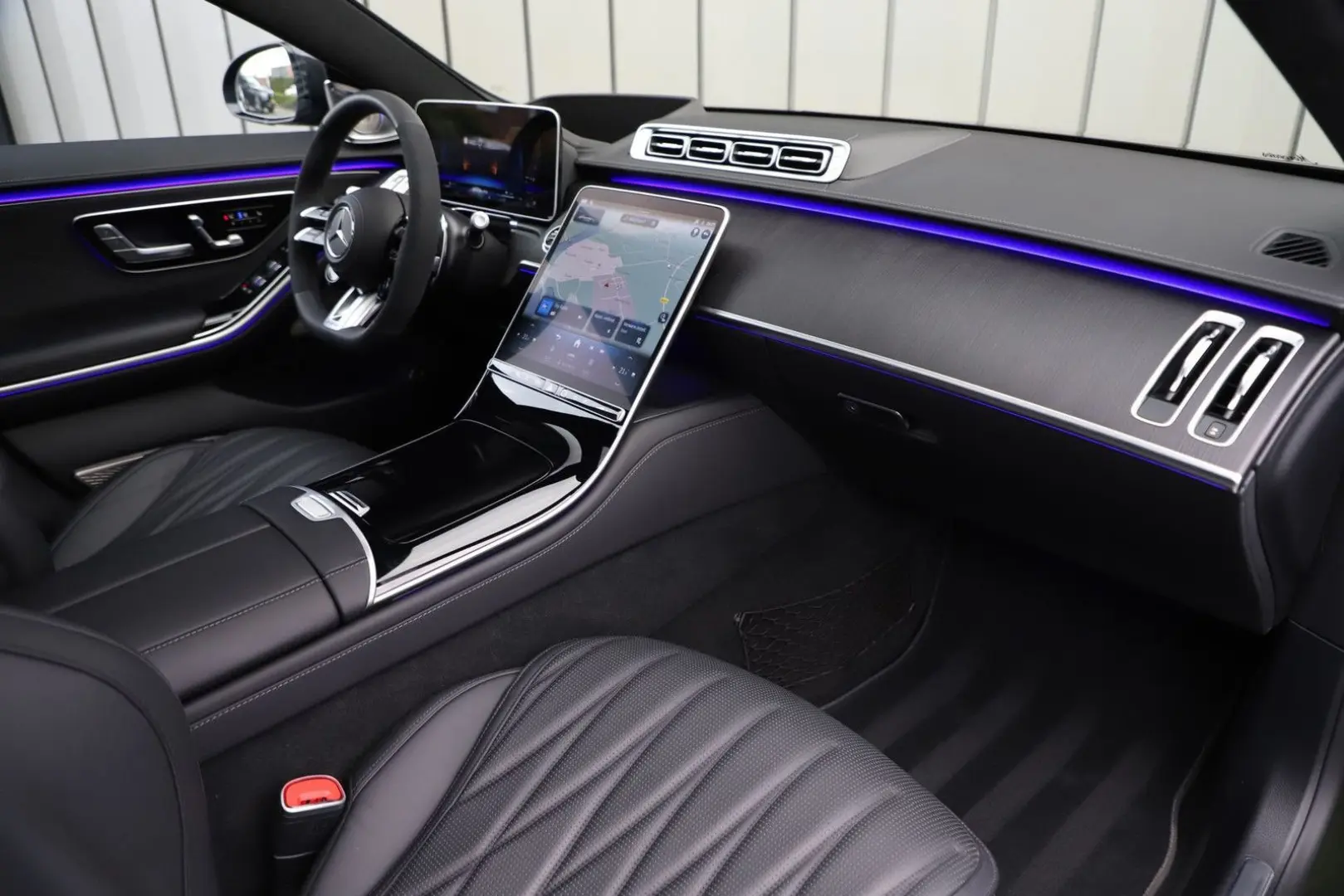 S 63 AMG S E Performance Lang   802PK   Entertai