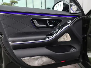 S 63 AMG S E Performance Lang   802PK   Entertai