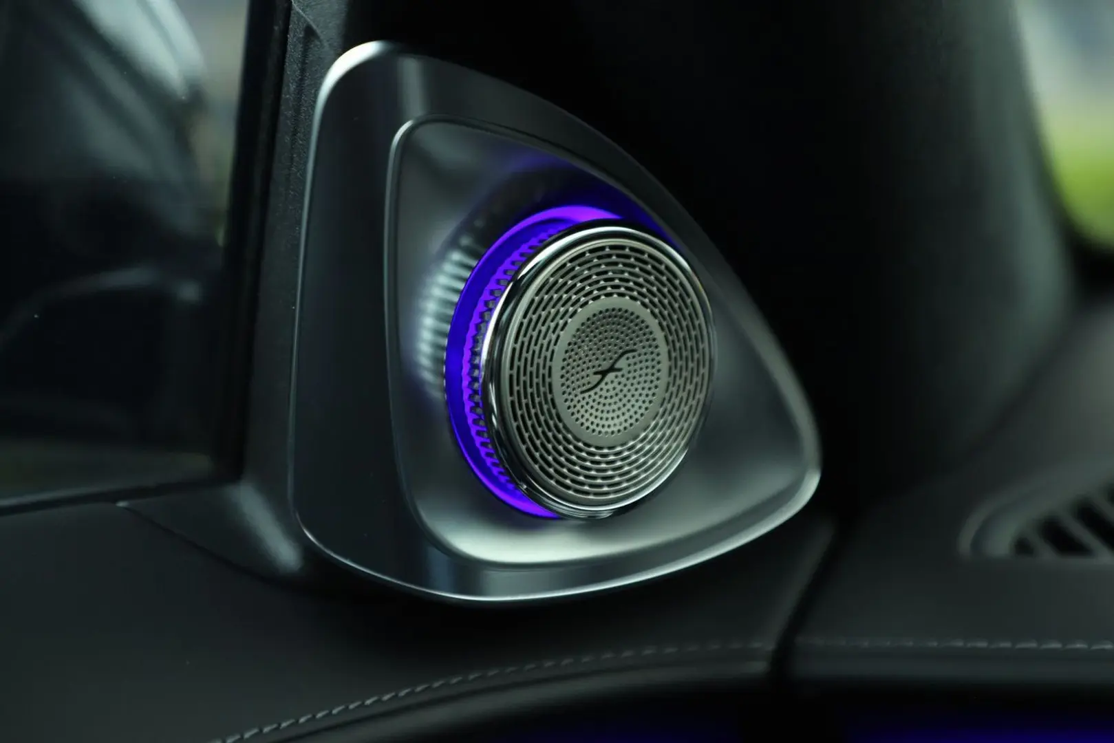 S 63 AMG S E Performance Lang   802PK   Entertai