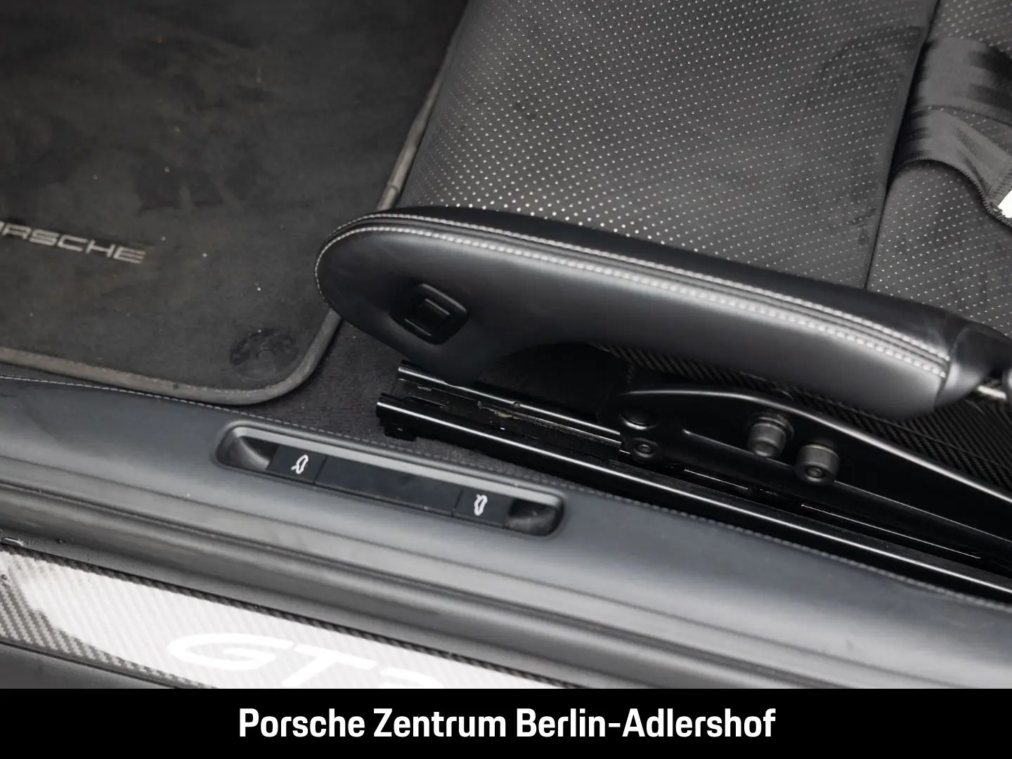 992 911 GT3 Clubsportpaket Carbon-dach BOSE