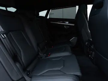 Urus S Pano Style Pack B&O Akrapovic Exhaust 23