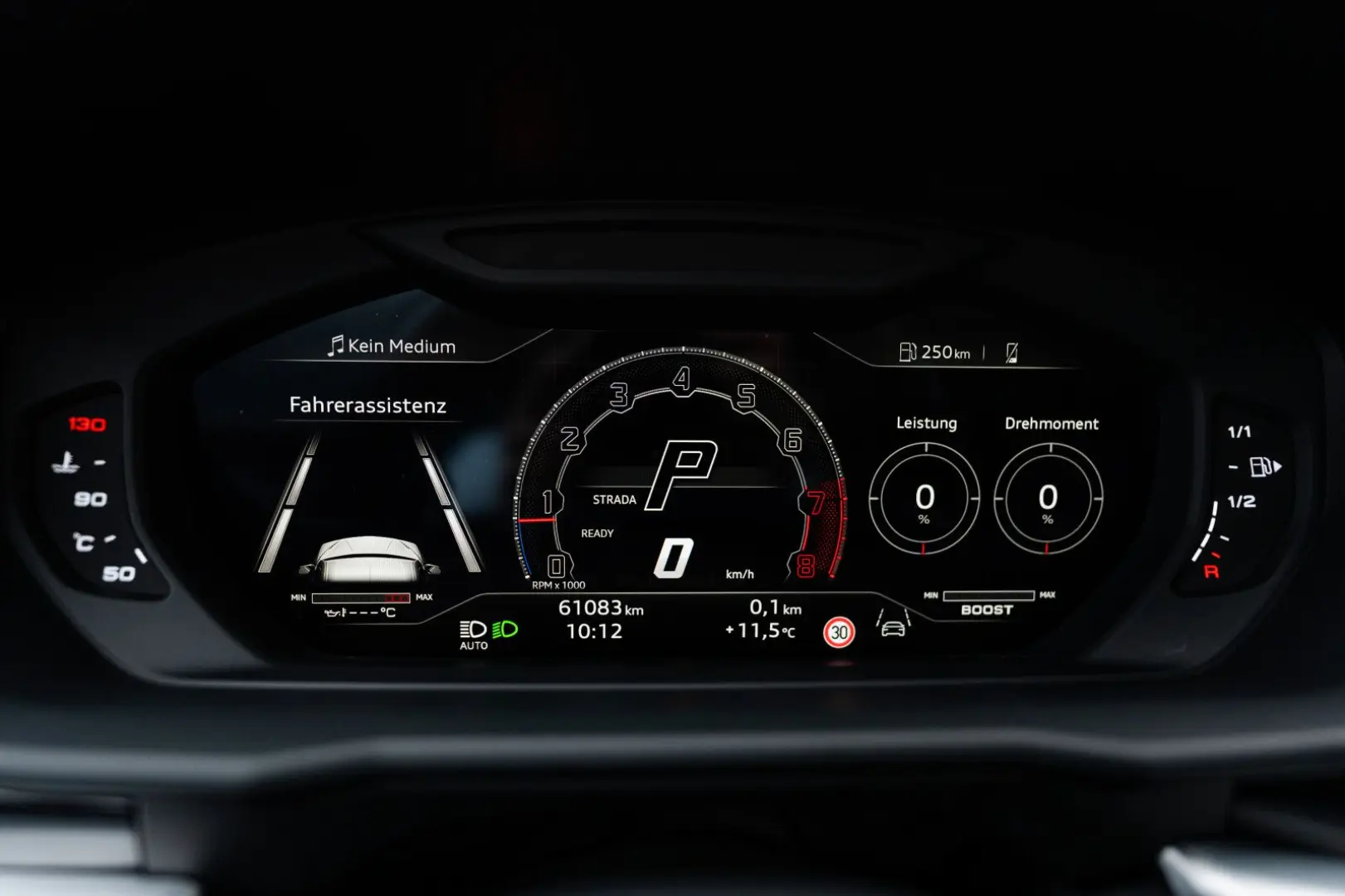 Urus S Pano Style Pack B&O Akrapovic Exhaust 23