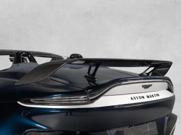 V12 Roadster Limited one of 249    NP 430 TEU !