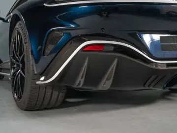 V12 Roadster Limited one of 249    NP 430 TEU !