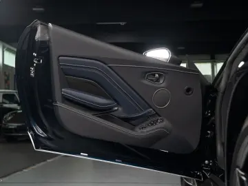 V12 Roadster Limited one of 249    NP 430 TEU !