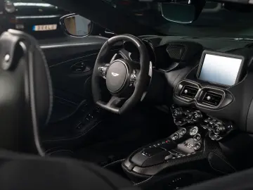 V12 Roadster Limited one of 249    NP 430 TEU !