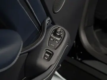 V12 Roadster Limited one of 249    NP 430 TEU !