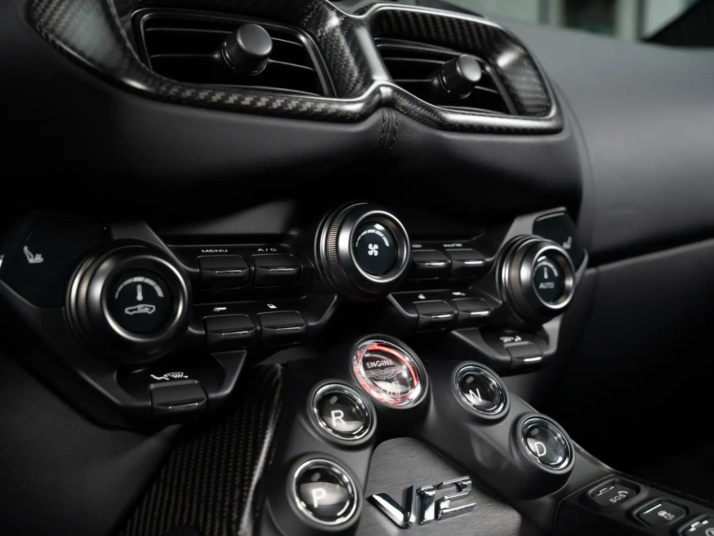 V12 Roadster Limited one of 249    NP 430 TEU !