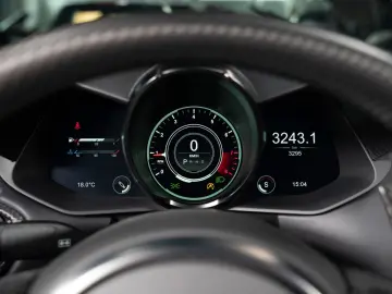 V12 Roadster Limited one of 249    NP 430 TEU !