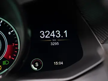 V12 Roadster Limited one of 249    NP 430 TEU !