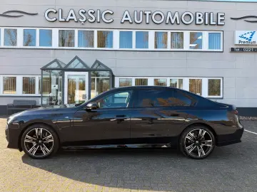 750 e xDrive M Sport Pro Fond Enter UPE180.000€