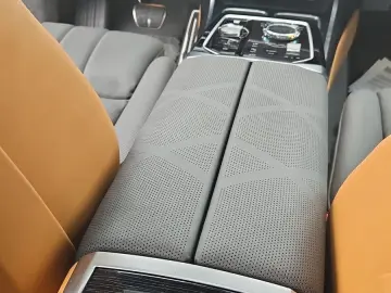 750e xDrive MSportPRO 21Zoll Cinema Lounge B&W