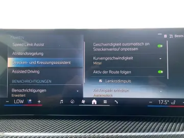 X5 xDrive50e M-PAKET PRO   B&W SHZ HINTEN PANO