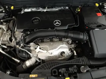 GLB 250 8G AMG 7S LED Pano Digi Navi App Kam 19