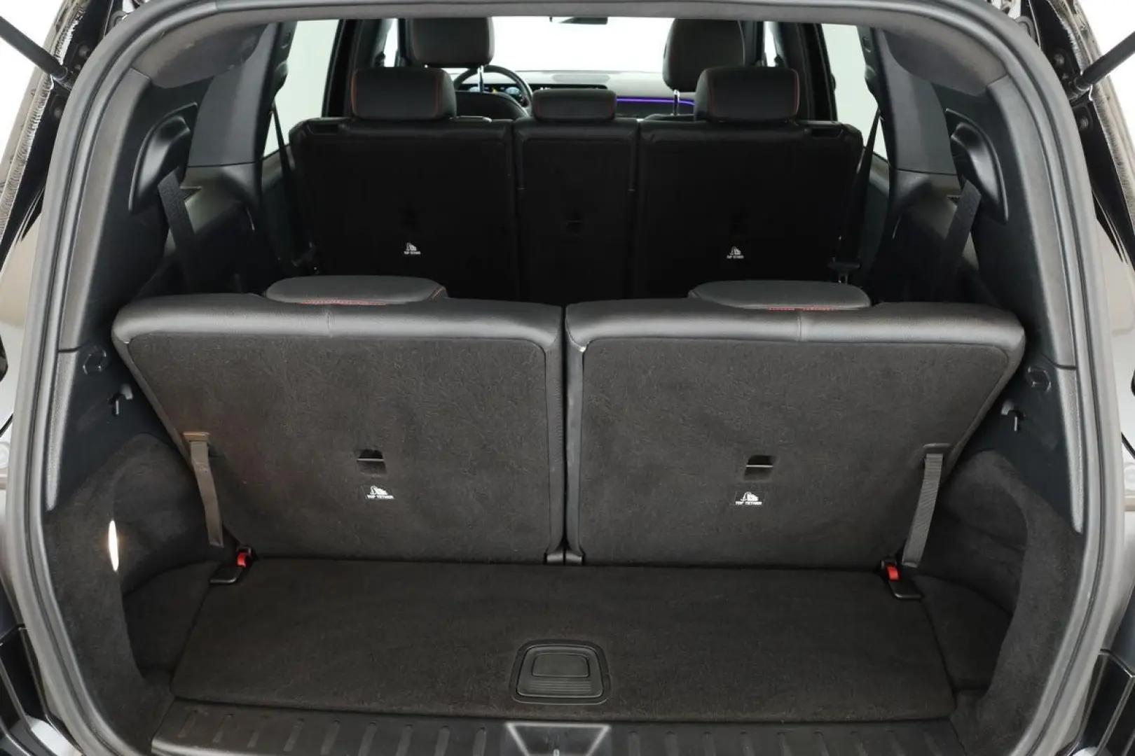 GLB 250 8G AMG 7S LED Pano Digi Navi App Kam 19