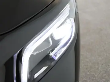 GLB 250 8G AMG 7S LED Pano Digi Navi App Kam 19