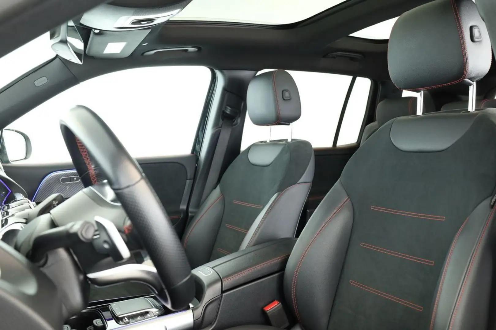 GLB 250 8G AMG 7S LED Pano Digi Navi App Kam 19