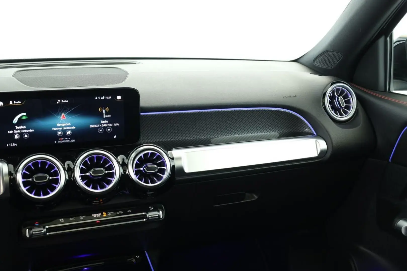 GLB 250 8G AMG 7S LED Pano Digi Navi App Kam 19