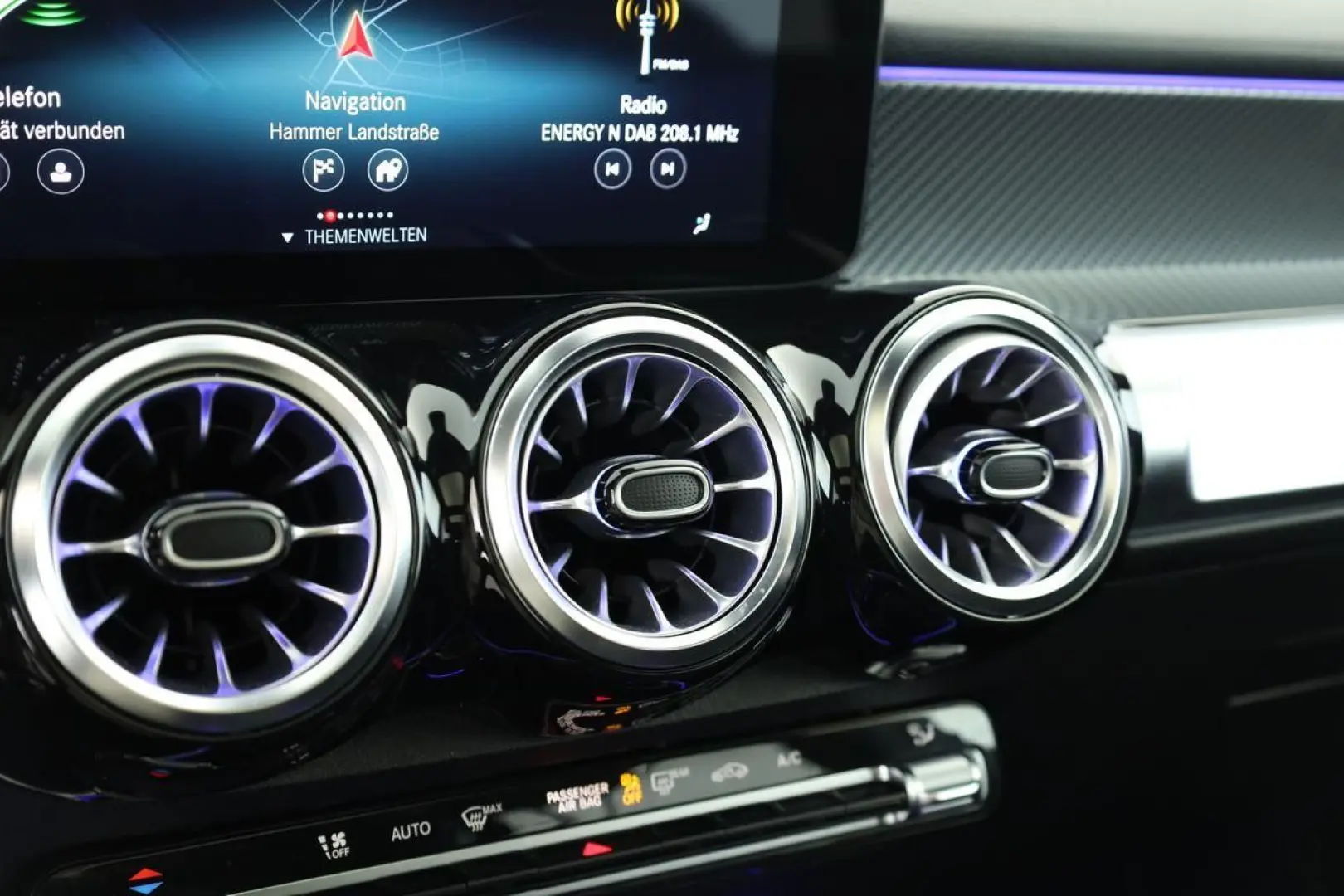 GLB 250 8G AMG 7S LED Pano Digi Navi App Kam 19