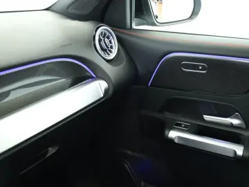 GLB 250 8G AMG 7S LED Pano Digi Navi App Kam 19