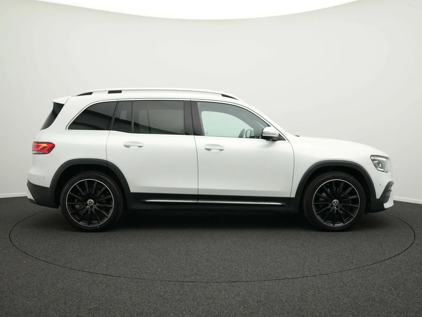 GLB 250 4MATIC AMG-Line Pano AHK Burm  7Sitzer