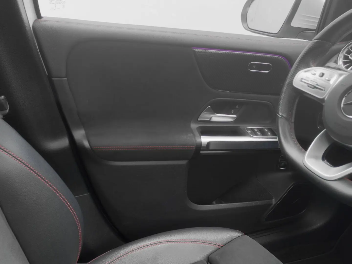 GLB 250 4MATIC AMG-Line Pano AHK Burm  7Sitzer