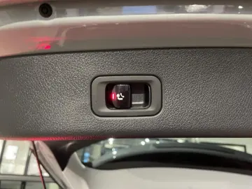 GLC 300 e 4M AHK ACC Pano Sitzklima 360  Massage