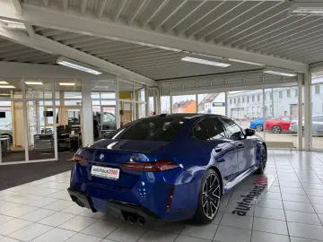 M5 Limousine 360 K HUD AHK B&W SITZBE. ICONIC GL