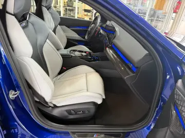 M5 Limousine 360 K HUD AHK B&W SITZBE. ICONIC GL