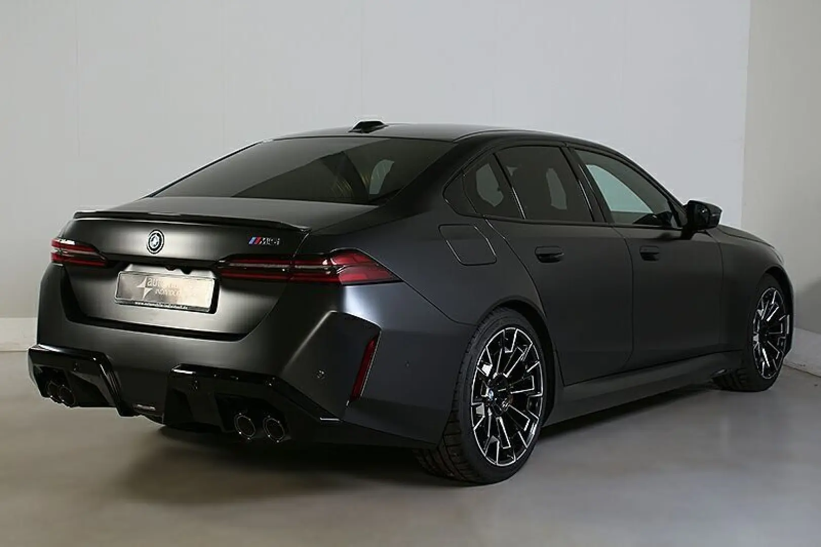 M5 G90 NP 170290.- V-Max Carbon-Keramik ACC B&W