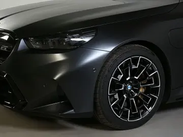 M5 G90 NP 170290.- V-Max Carbon-Keramik ACC B&W