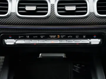 GLS 63AMG 9G-TRONIC 4MATIC  7-SITZER BURMESTER