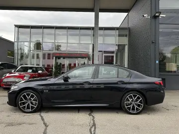 530e PHEV M-Paket Aut.   Laser   AHK   Glasda...