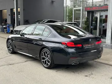 530e PHEV M-Paket Aut.   Laser   AHK   Glasda...