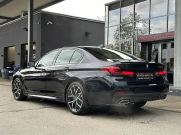 530e PHEV M-Paket Aut.   Laser   AHK   Glasda...