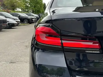 530e PHEV M-Paket Aut.   Laser   AHK   Glasda...