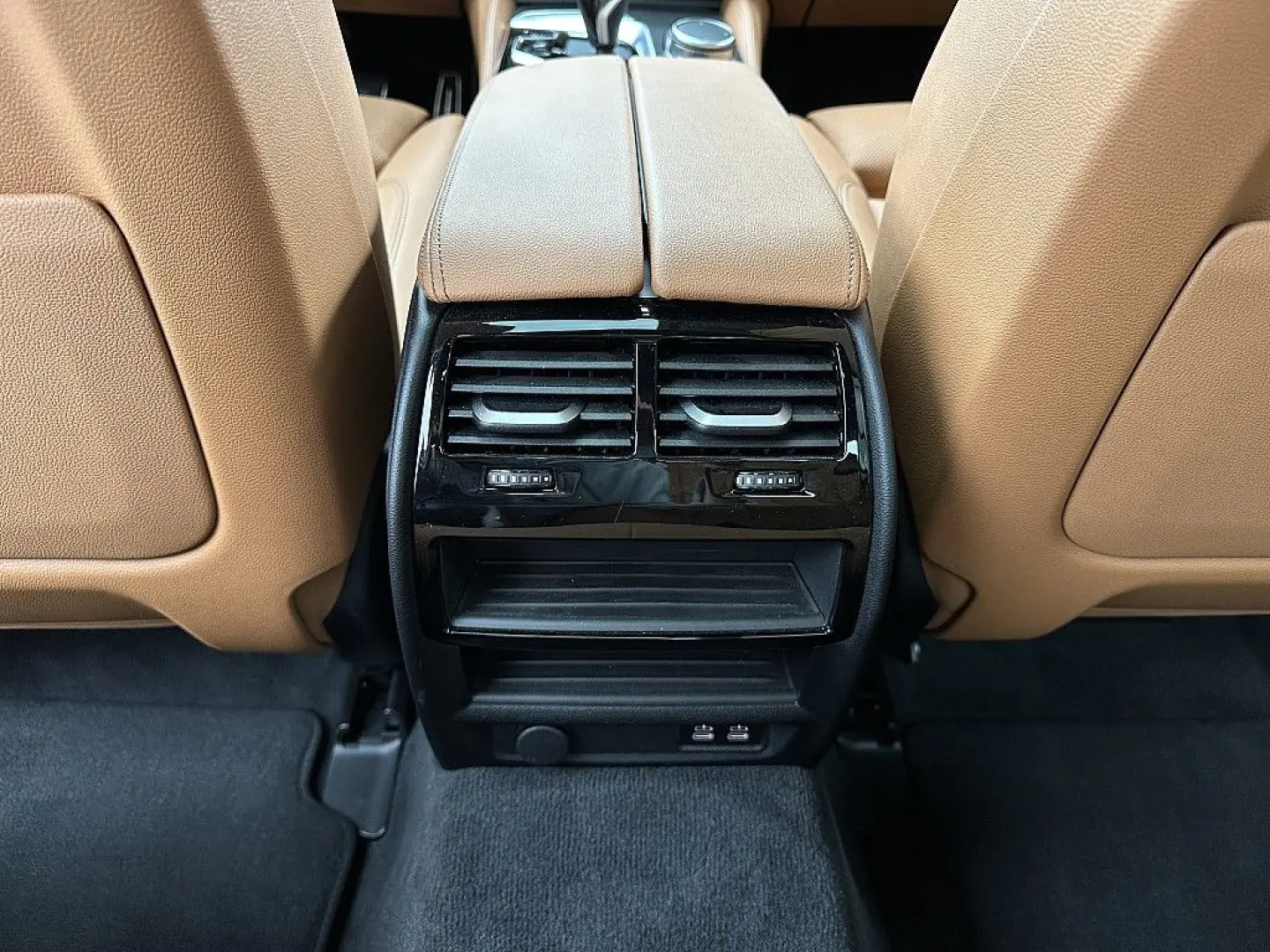 530e PHEV M-Paket Aut.   Laser   AHK   Glasda...