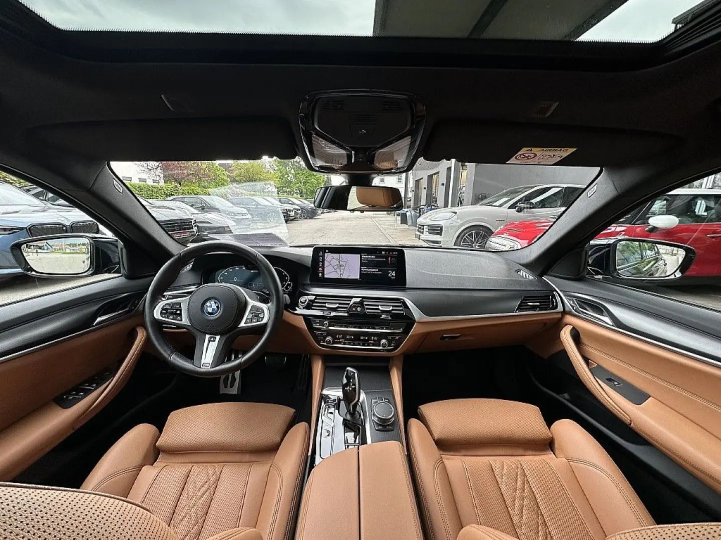 530e PHEV M-Paket Aut.   Laser   AHK   Glasda...