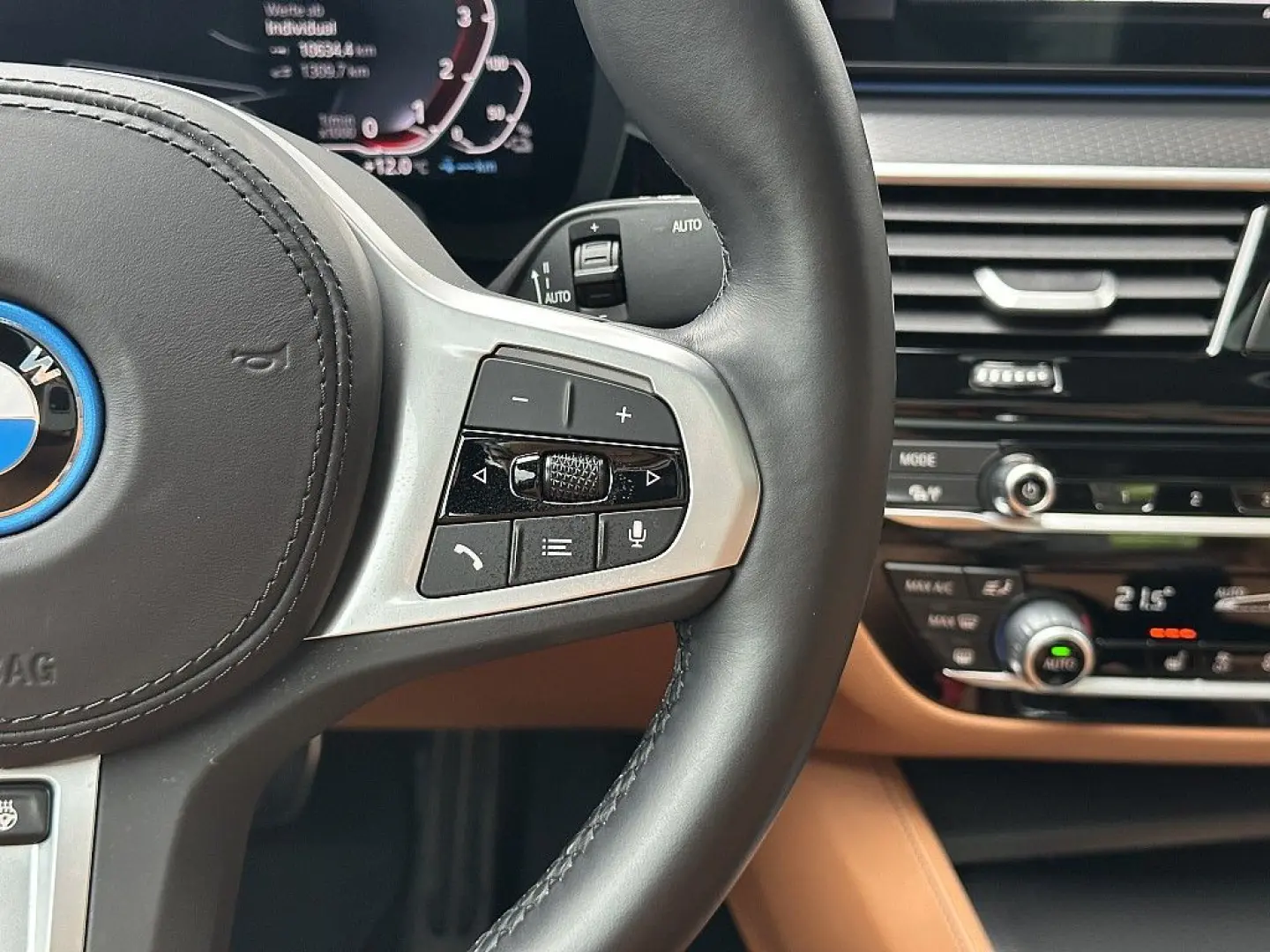 530e PHEV M-Paket Aut.   Laser   AHK   Glasda...