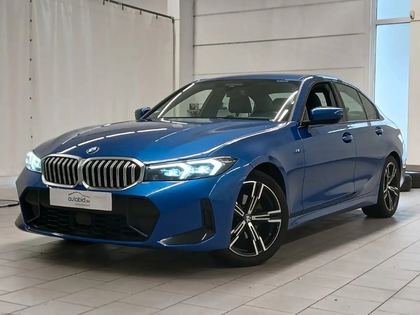 320xd Lim. M Sport ACC LRHZ SHZ STHZ HiFi RFK