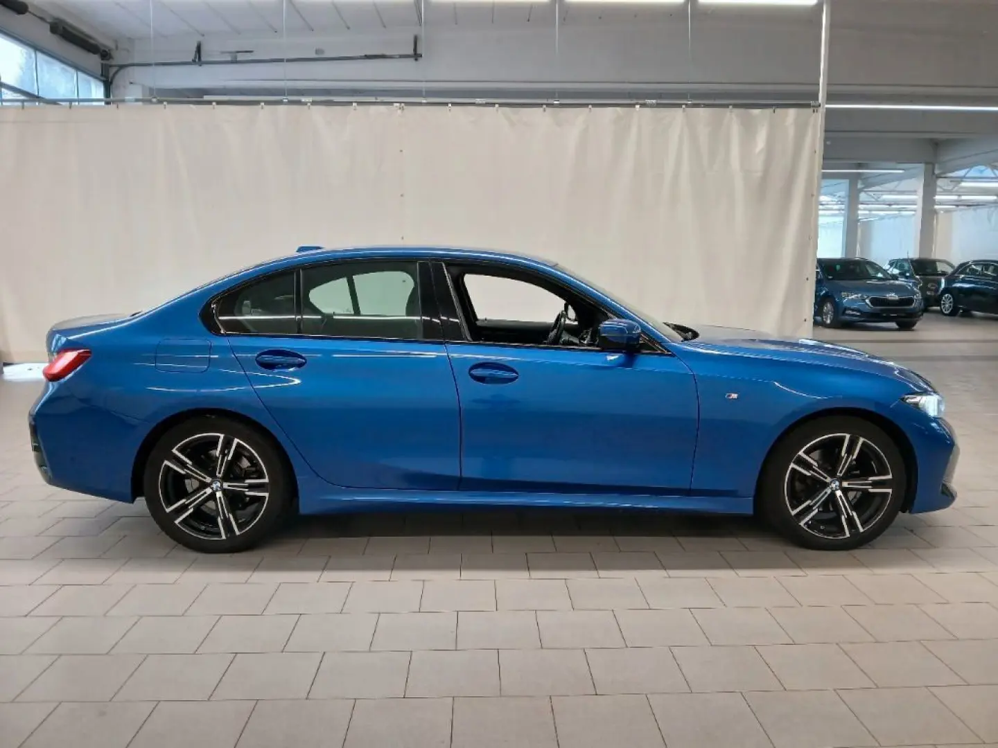 320xd Lim. M Sport ACC LRHZ SHZ STHZ HiFi RFK