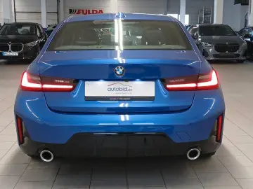 320xd Lim. M Sport ACC LRHZ SHZ STHZ HiFi RFK