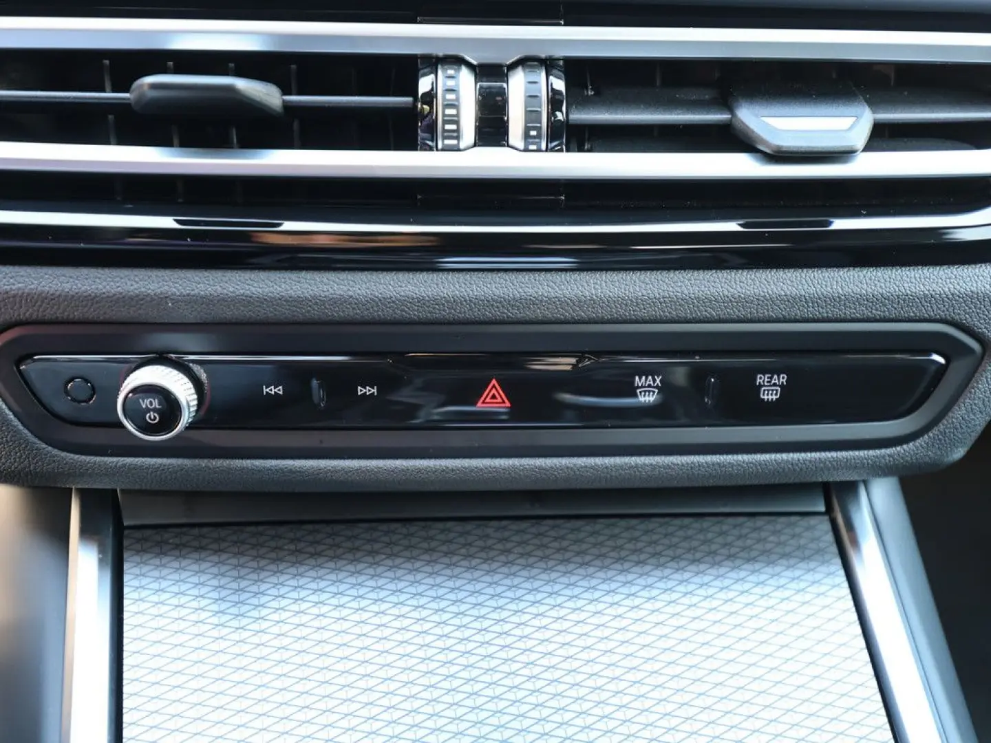 320d xDrive M-Sport LED STANDHZ NAVI KLIMA