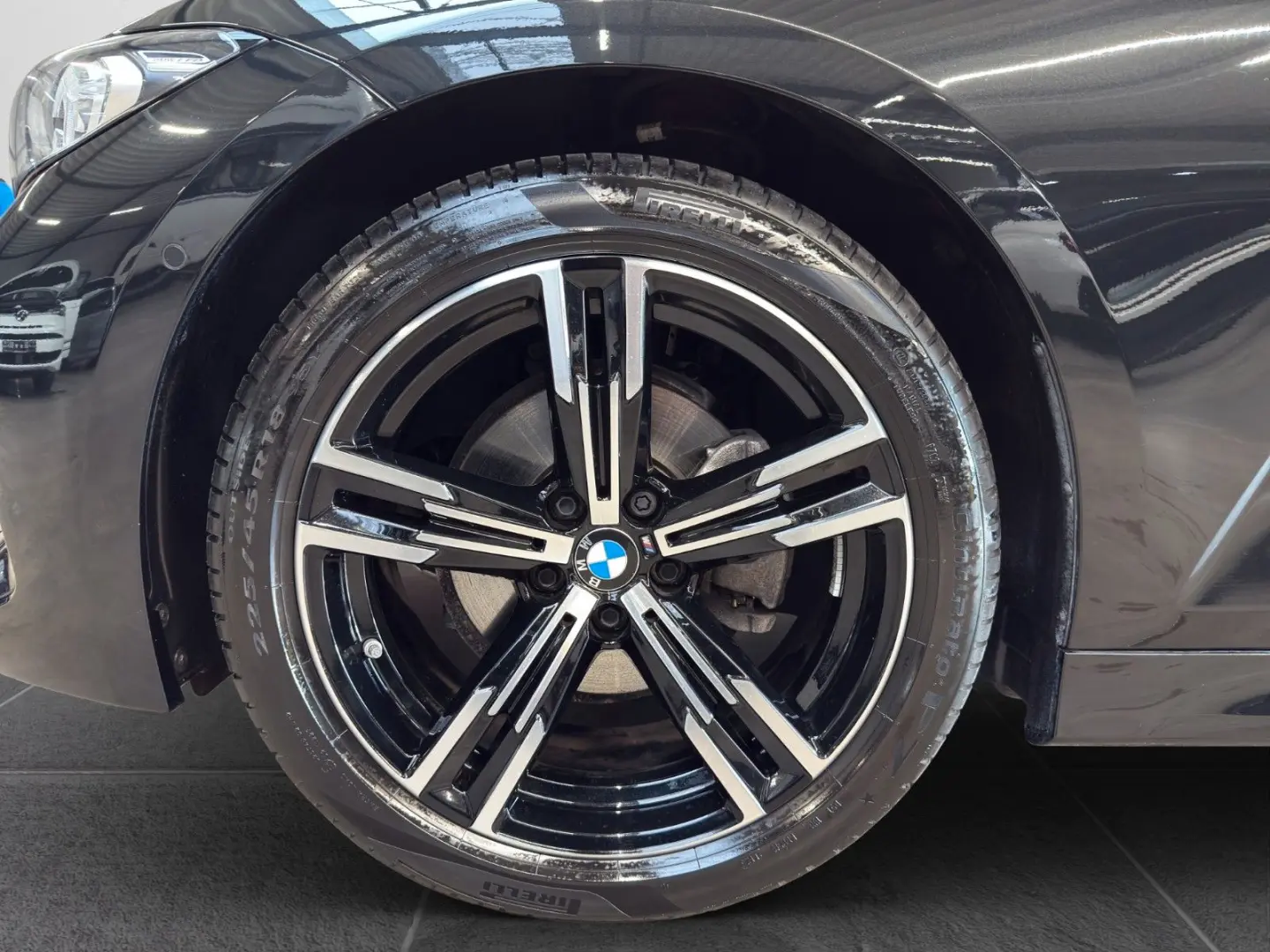 320xd lim M Sport AHK ACC STHZ Driving Assistant