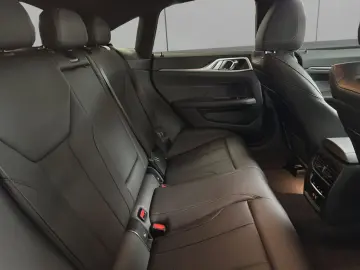 420i Gran Coupé M-Sport LED NAVI SHZ PDC 18