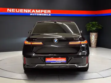 740 d xDrive M Sport Pano Memory Luft B&W STHZ