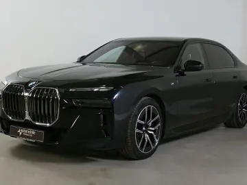 740d xDr. M Sportpaket ACC AHK Standh Autobahnas