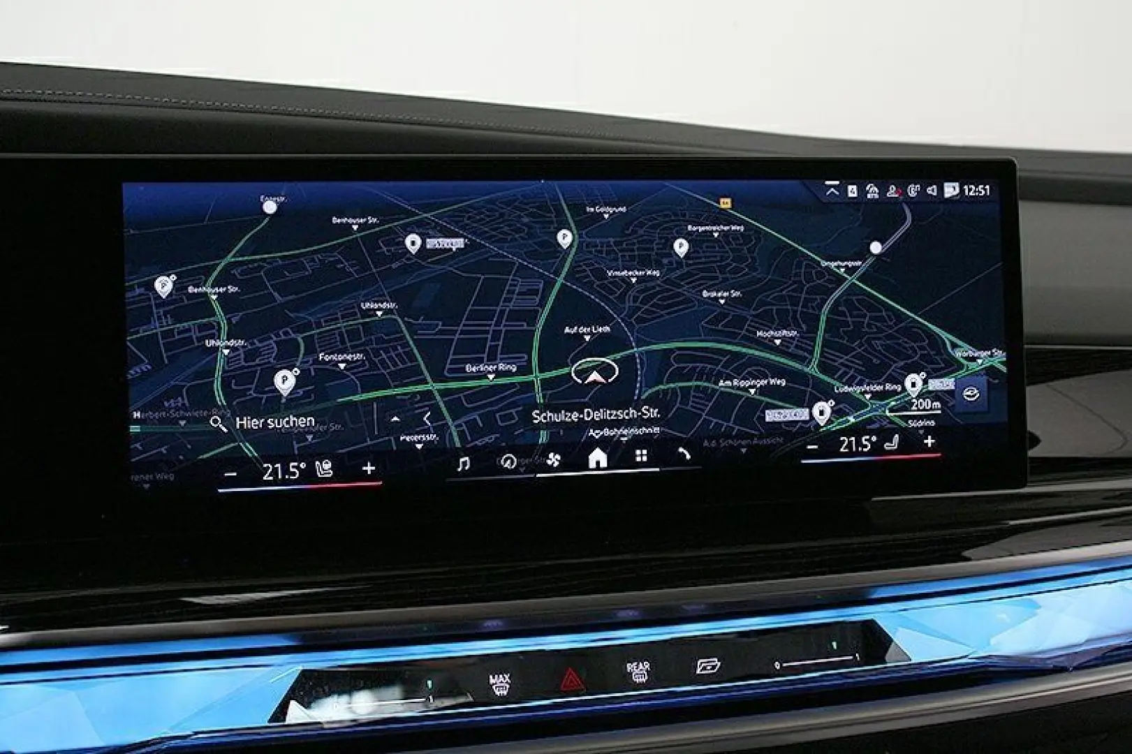 740d xDr. M Sportpaket ACC AHK Standh Autobahnas